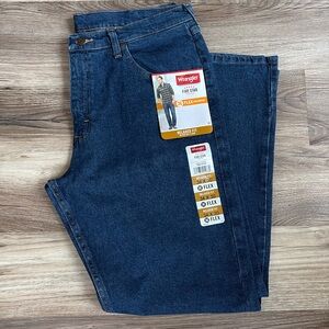 Wrangler Men's Straight Jeans Dark Blue Relaxed Fit Waist 34 34x30 Wranglers New